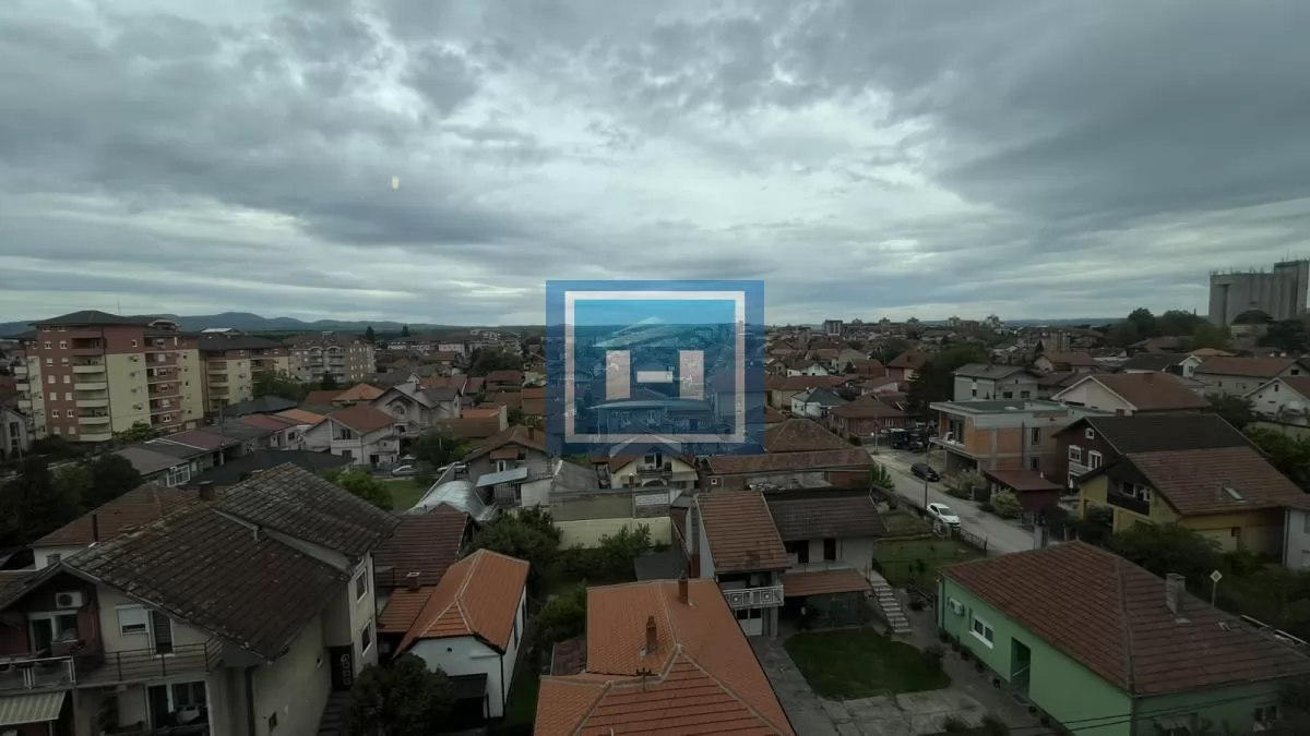 Četvorosoban stan kod Aqua parka sa garažom 10