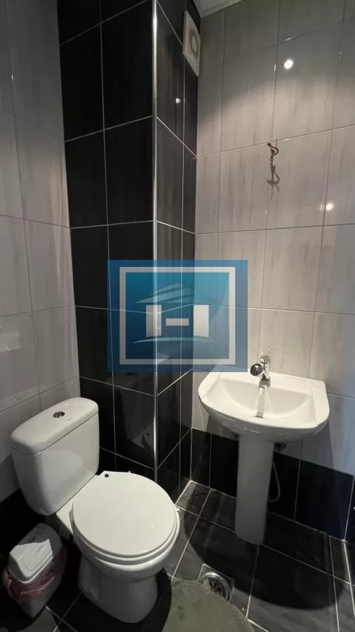 Četvorosoban stan kod Aqua parka sa garažom 15