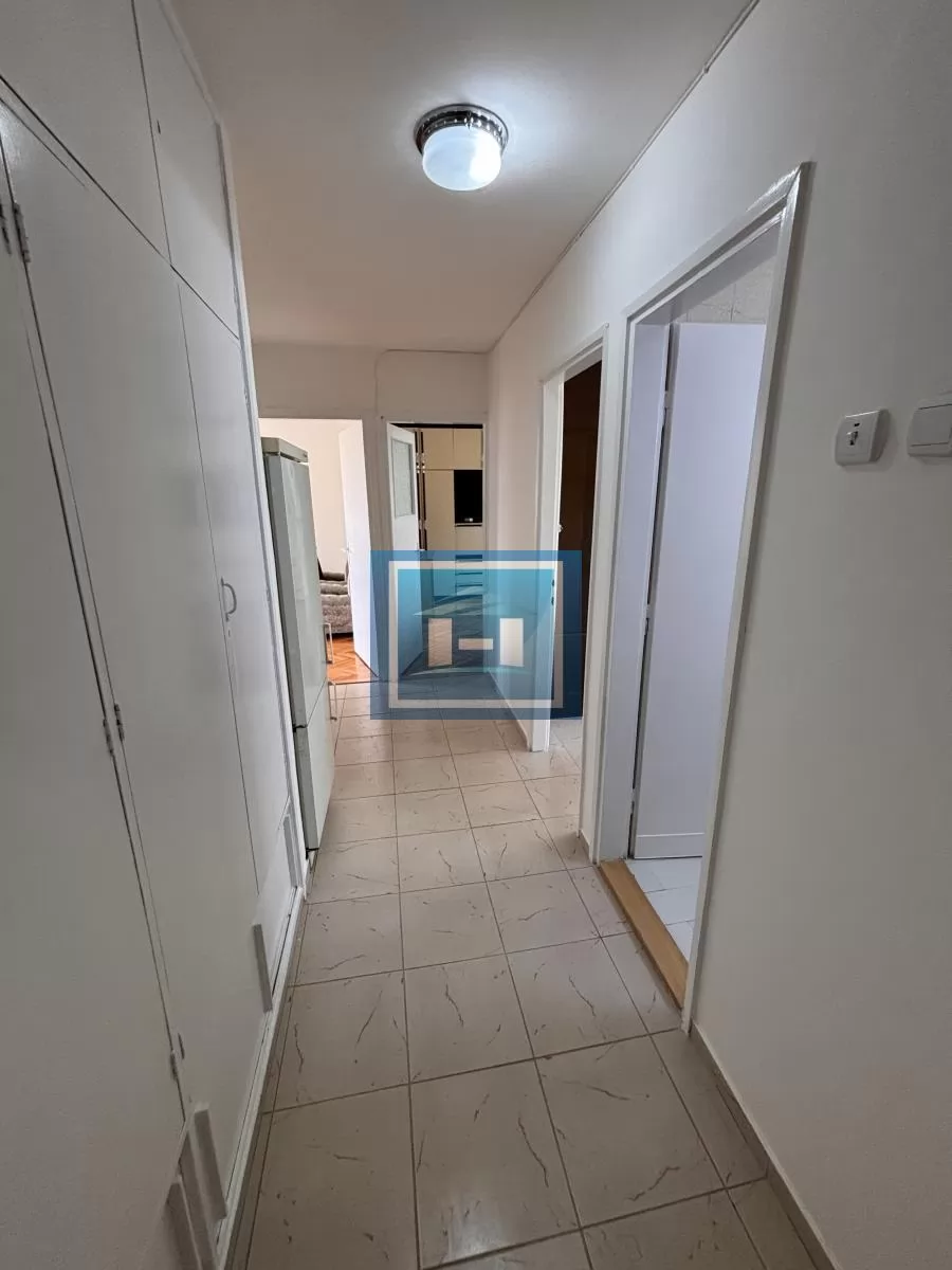 Dvosoban stan 2. sprat, Kajsijar, postoji mogućnost kupovine na kredit 1