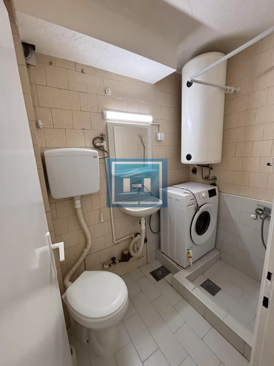 Dvosoban stan 2. sprat, Kajsijar, postoji mogućnost kupovine na kredit 8