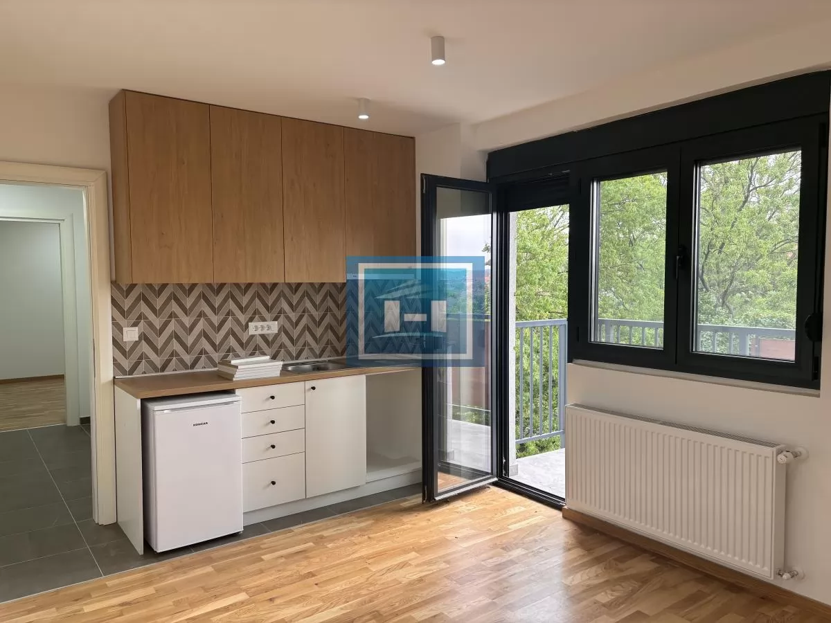 Dvosoban stan 57 m², 2. sprat, Jagodina 1