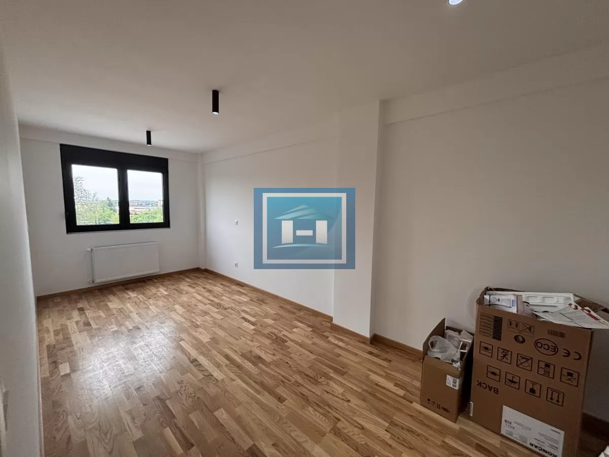 Dvosoban stan 57 m², 2. sprat, Jagodina 10