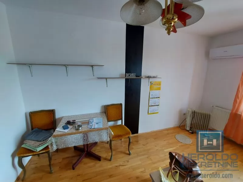 Garsonjera od 26m2 za izdavanje u blizini centra 2