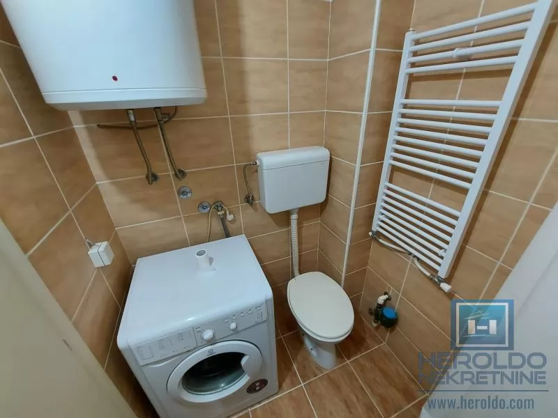 Garsonjera od 26m2 za izdavanje u blizini centra 6
