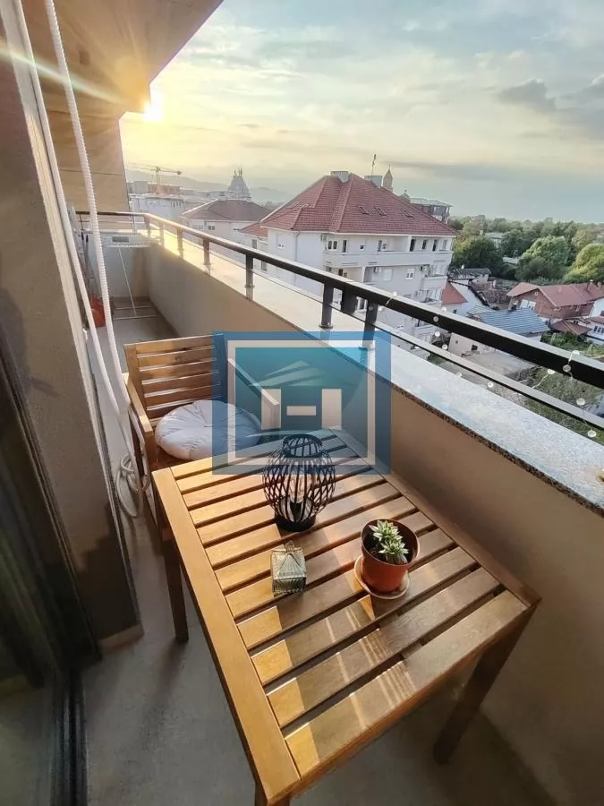 Izdajemo dvosoban namesten stan u novogradnji 9