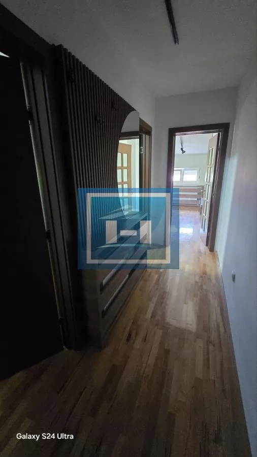 Izdavanje, Stan, Vranje, Centar 7