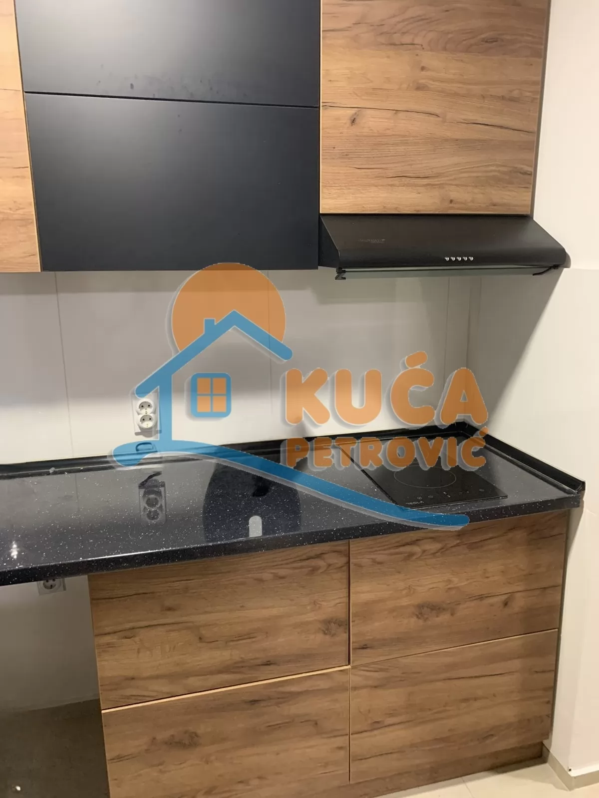Jednosoban stan, 40 m2, Dom zdravlja, Vojvode Tankosića ID: i-016548 5