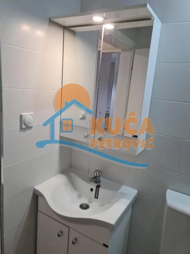 Jednosoban stan, 40 m2, Dom zdravlja, Vojvode Tankosića ID: i-016548 7