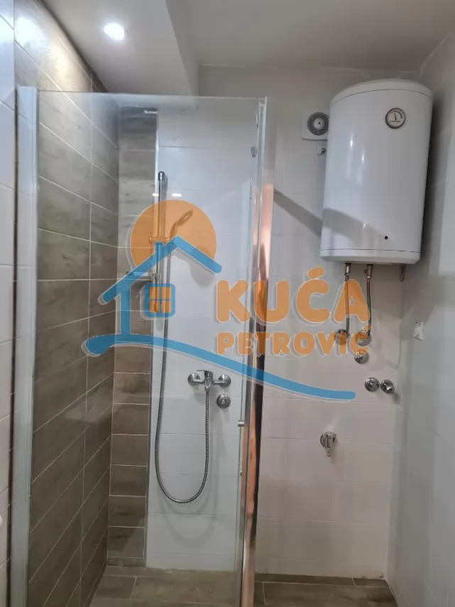 Jednosoban stan, 40 m2, Dom zdravlja, Vojvode Tankosića ID: i-016548 9
