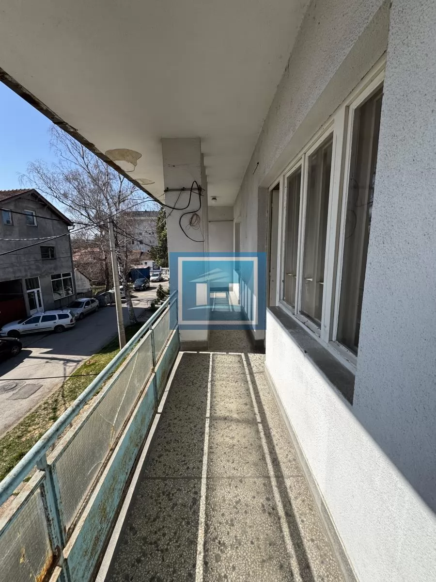 Komforan salonac u centru grada 10