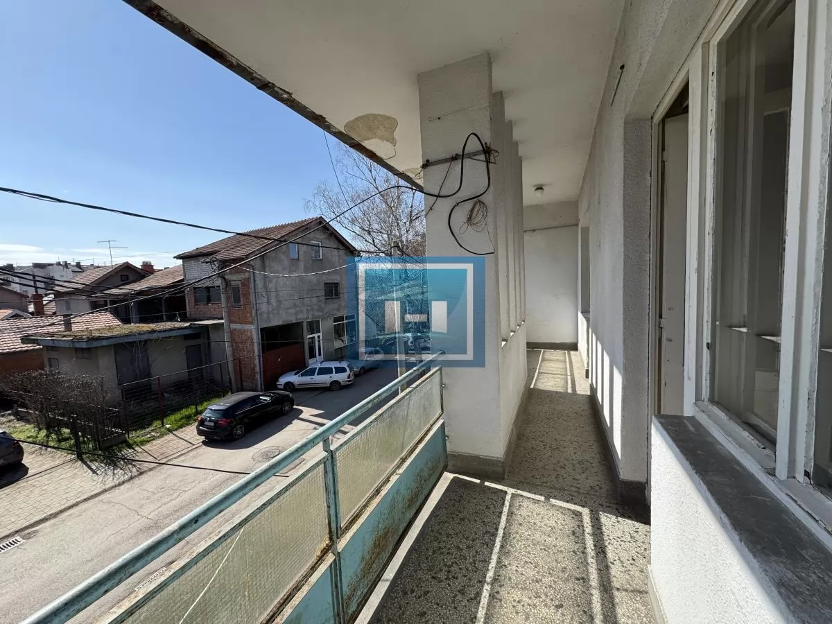 Komforan salonac u centru grada 11