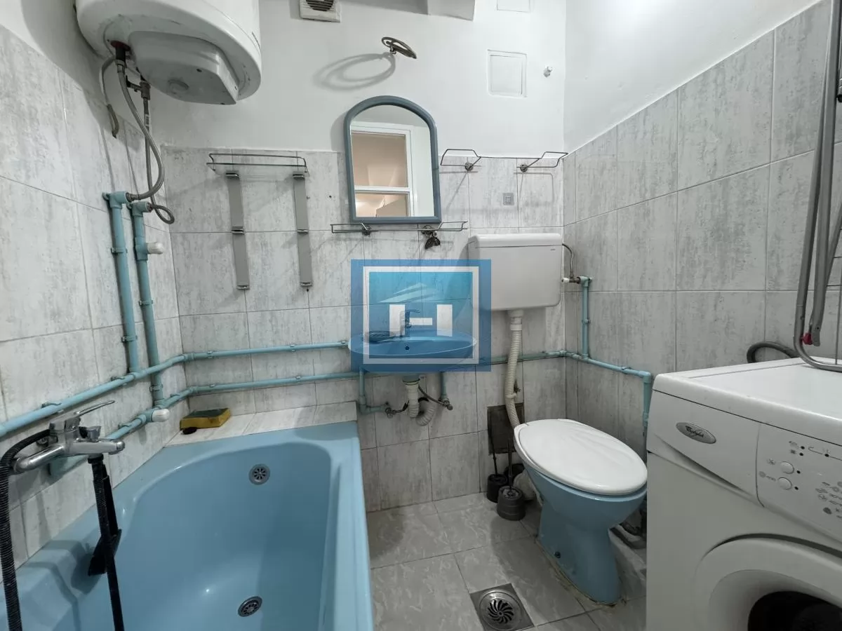 Kompletno namešten stan 57 m² na glavnoj ulici – odmah useljiv! 10