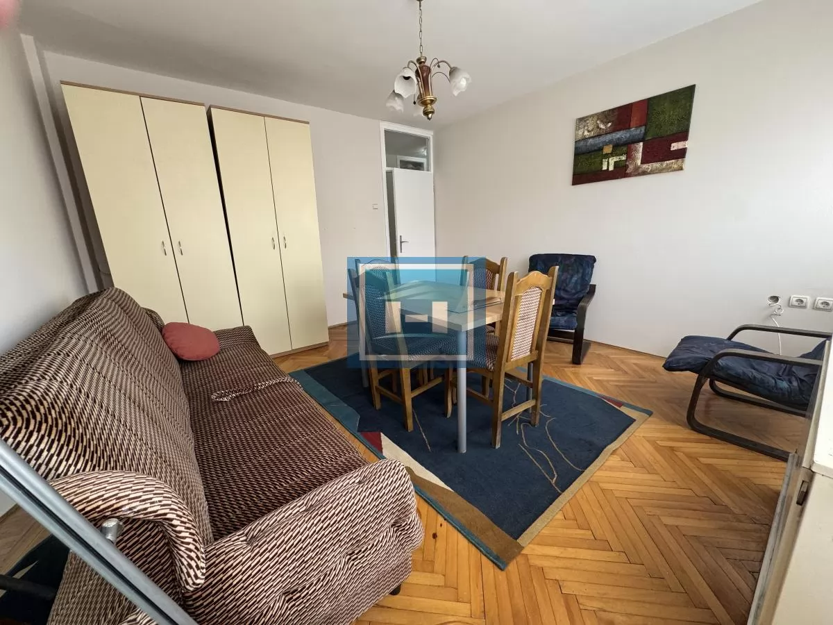 Kompletno namešten stan 57 m² na glavnoj ulici – odmah useljiv! 2