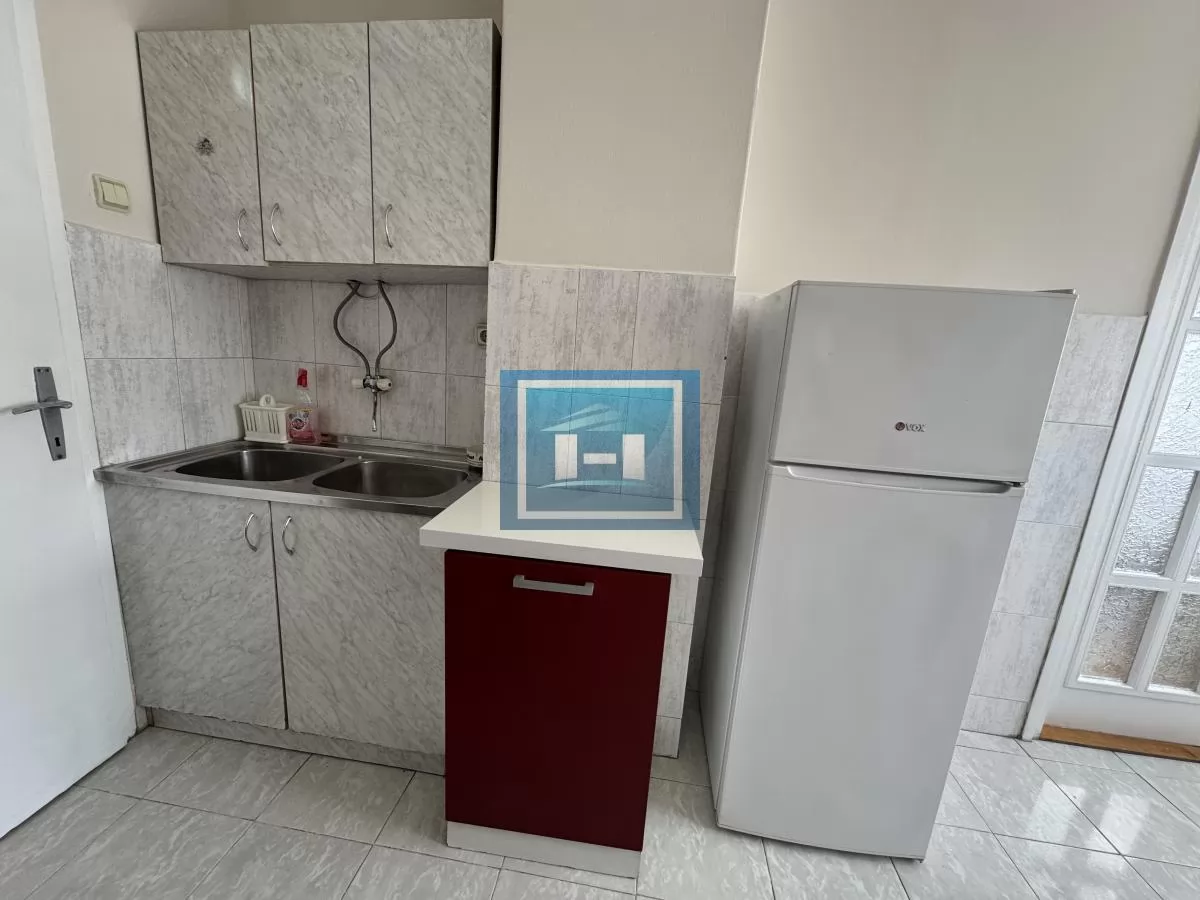 Kompletno namešten stan 57 m² na glavnoj ulici – odmah useljiv! 4