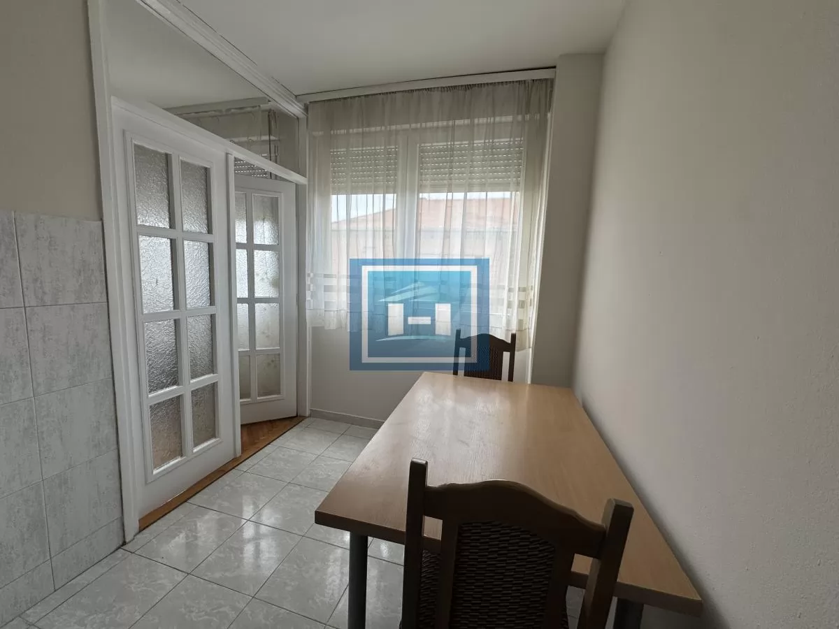 Kompletno namešten stan 57 m² na glavnoj ulici – odmah useljiv! 6
