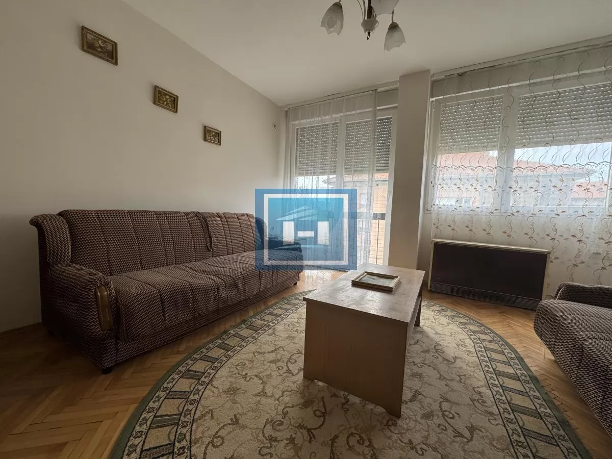 Kompletno namešten stan 57 m² na glavnoj ulici – odmah useljiv! 7