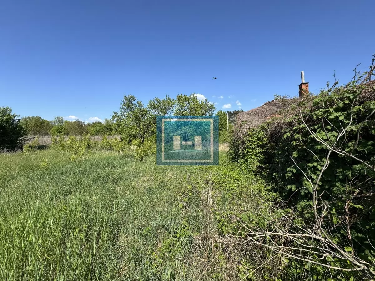 Kuća 53 m² sa 18 a placa u Tonji, Ćuprija 10