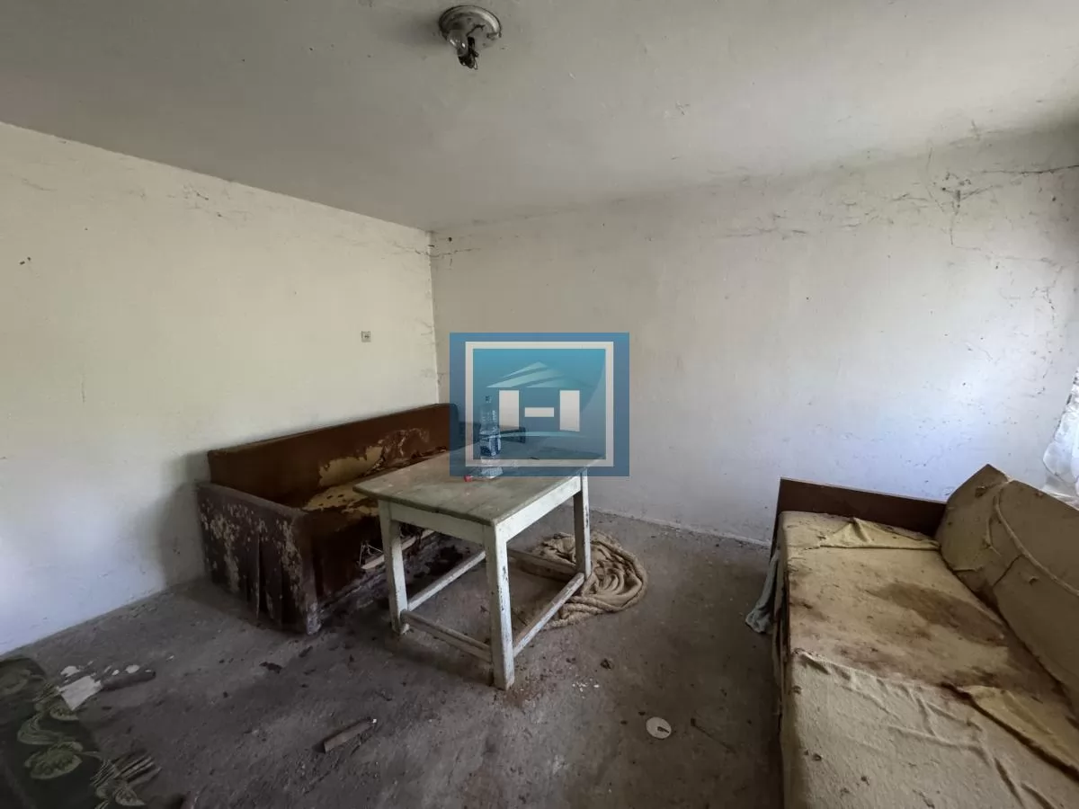Kuća 53 m² sa 18 a placa u Tonji, Ćuprija 5