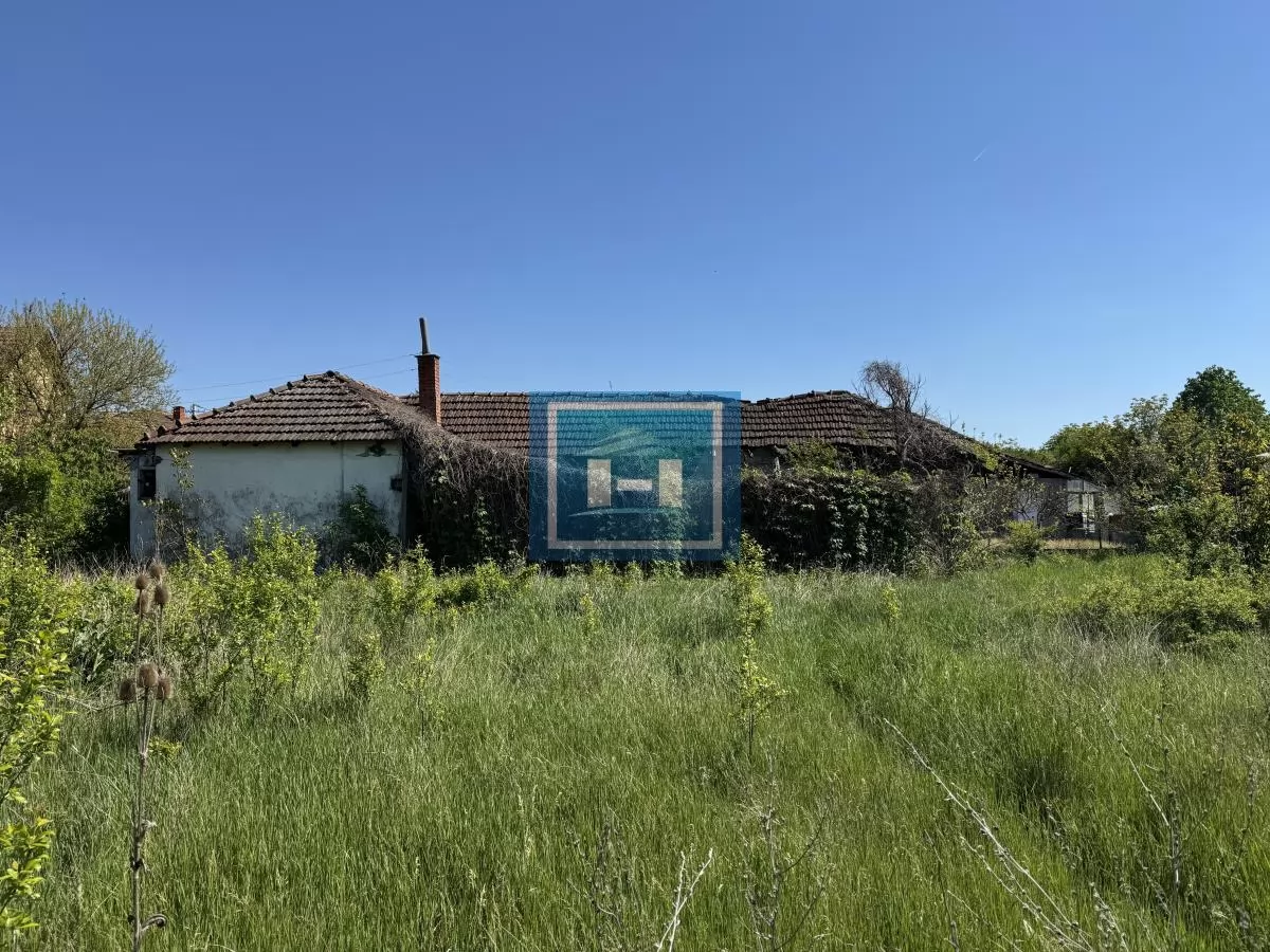 Kuća 53 m² sa 18 a placa u Tonji, Ćuprija 6