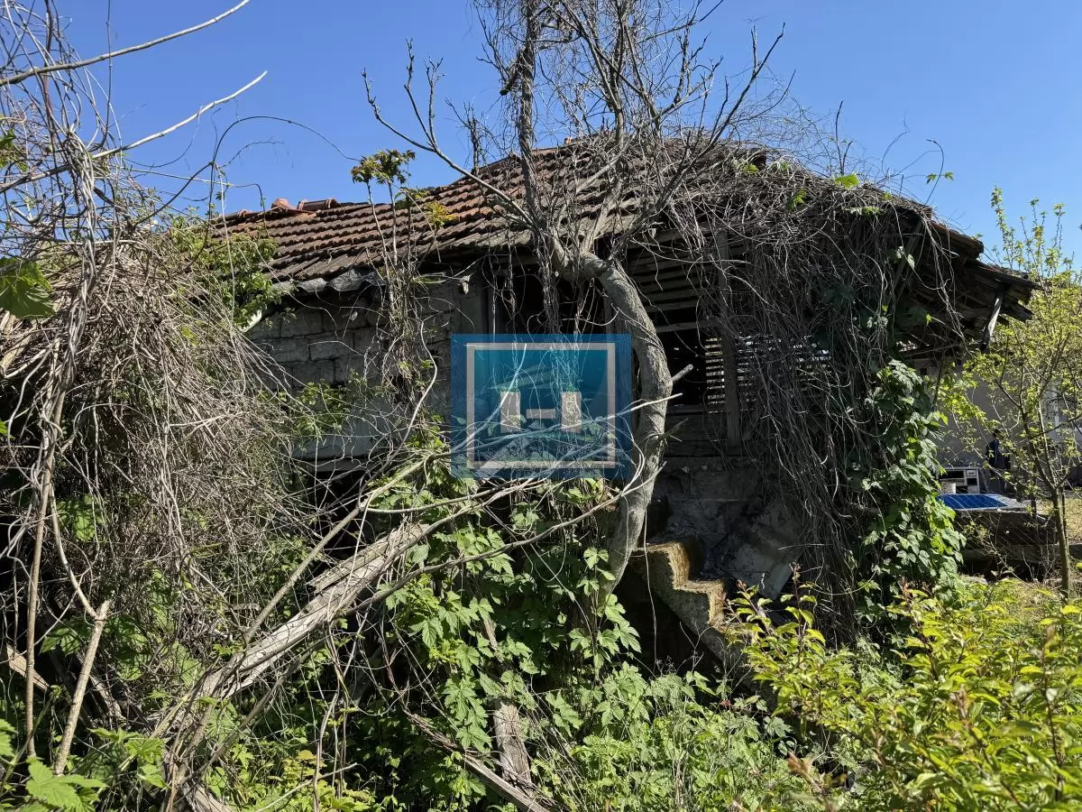 Kuća 53 m² sa 18 a placa u Tonji, Ćuprija 9