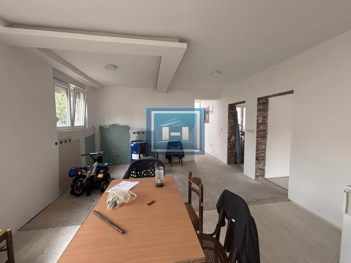 Kuća 89 m², Centar Jagodina, plac 4.37 a 10