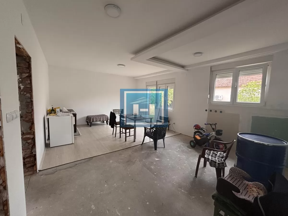 Kuća 89 m², Centar Jagodina, plac 4.37 a 4