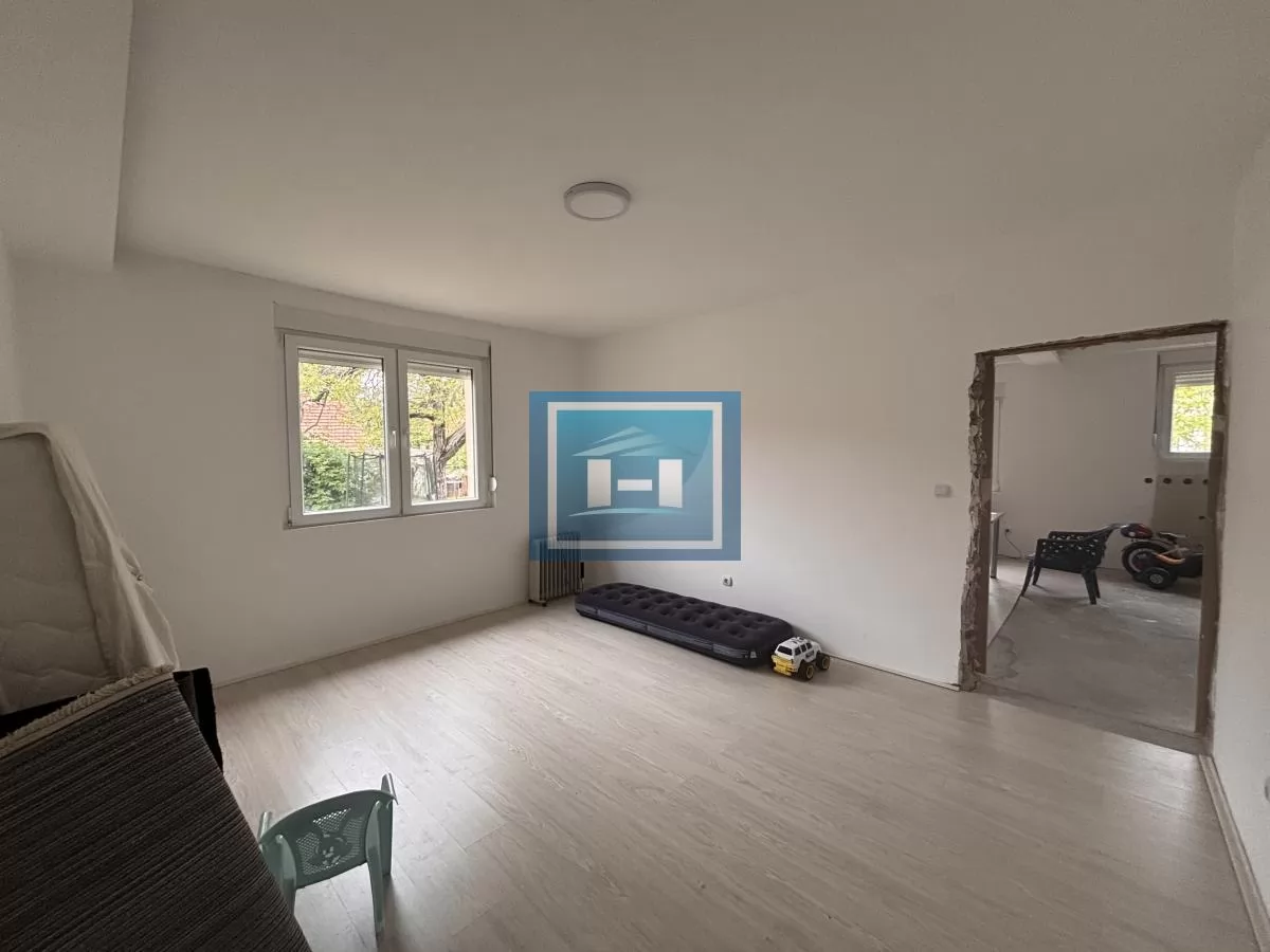 Kuća 89 m², Centar Jagodina, plac 4.37 a 6