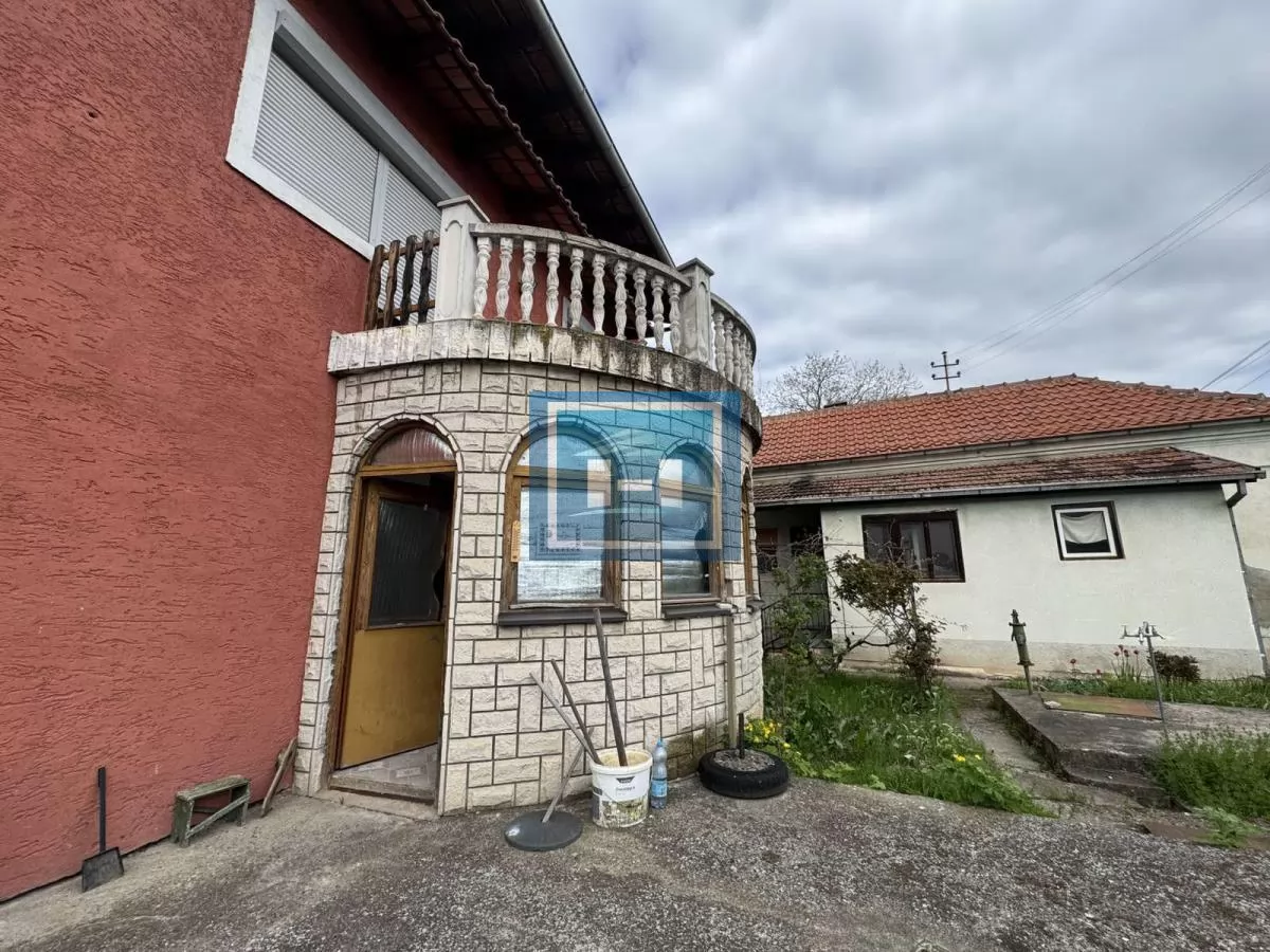 Kuća na odličnoj lokaciji 7