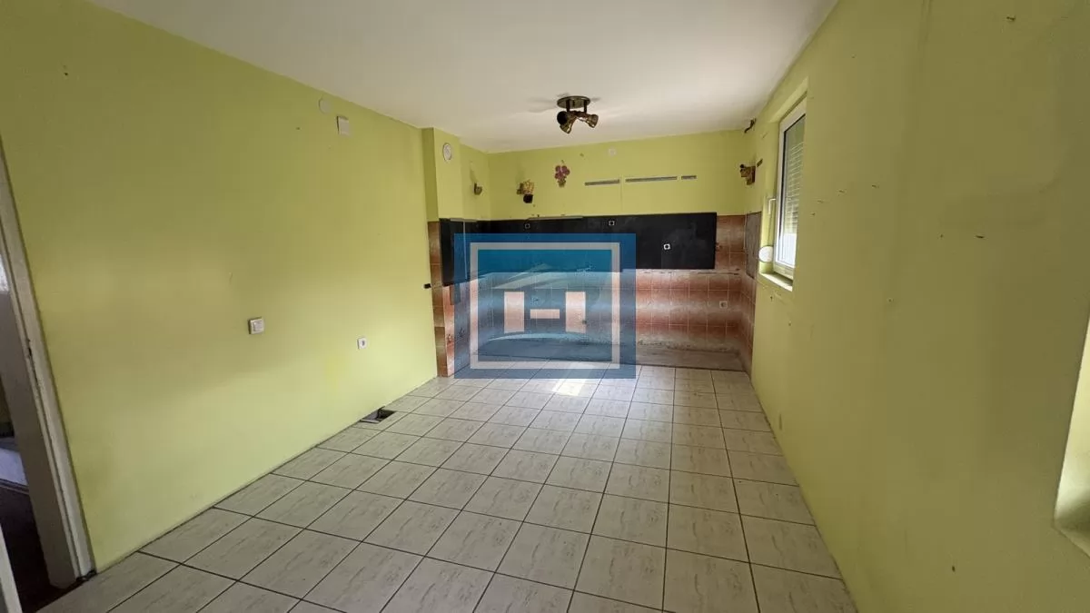 Kuća za porodicu koja želi svoj mir, prostor i malo hedonizma , Ribare, nadomak Jagodine 3