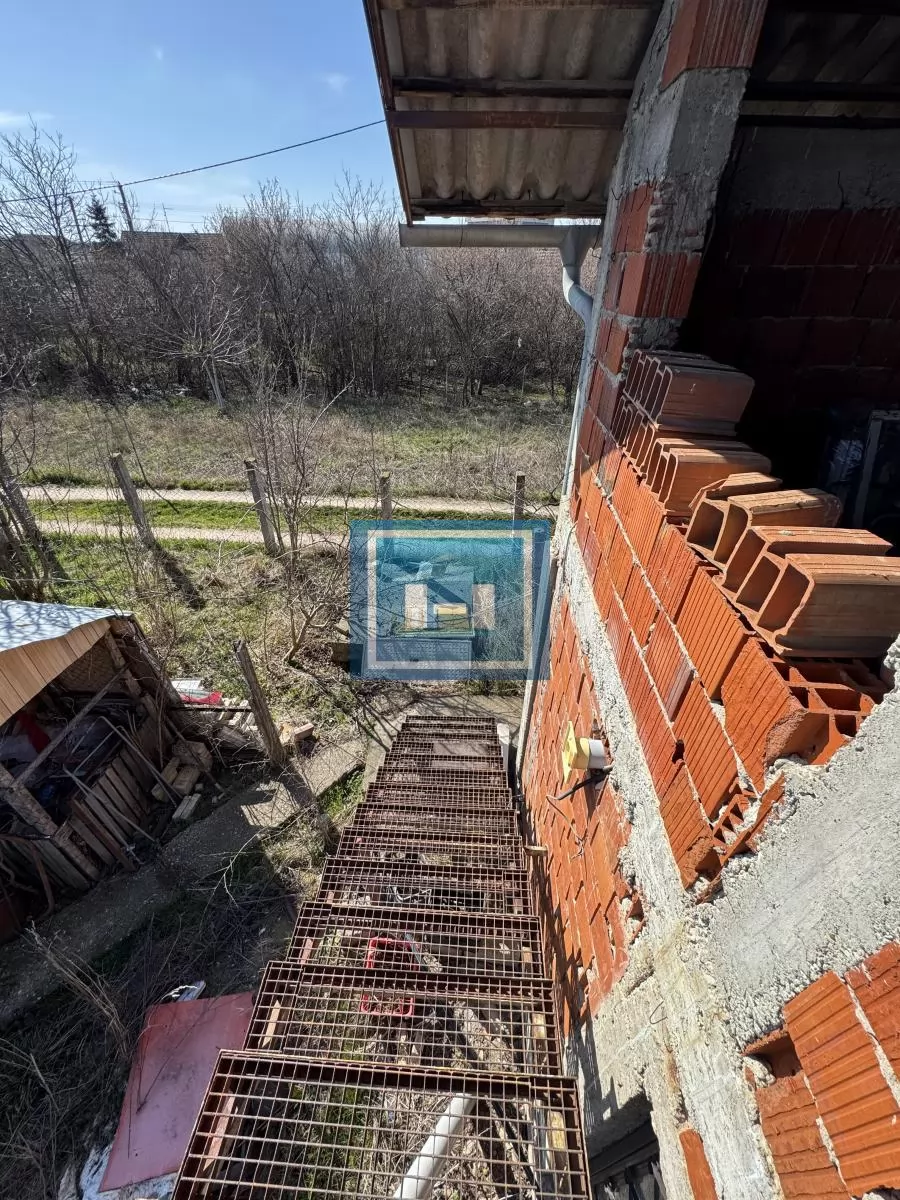Legalizovana vikendica u Ćupriji 13