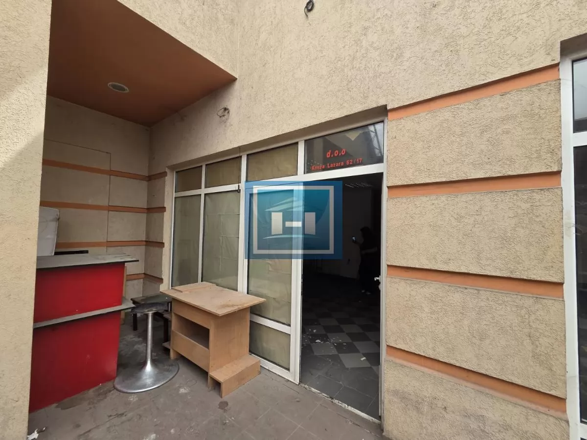 Lokal u centralnom delu Jagodine sa veoma povoljnom cenom 1