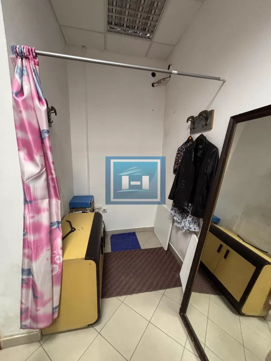 Lokal u centru Jagodine u najprometnijoj ulici u gradu 10