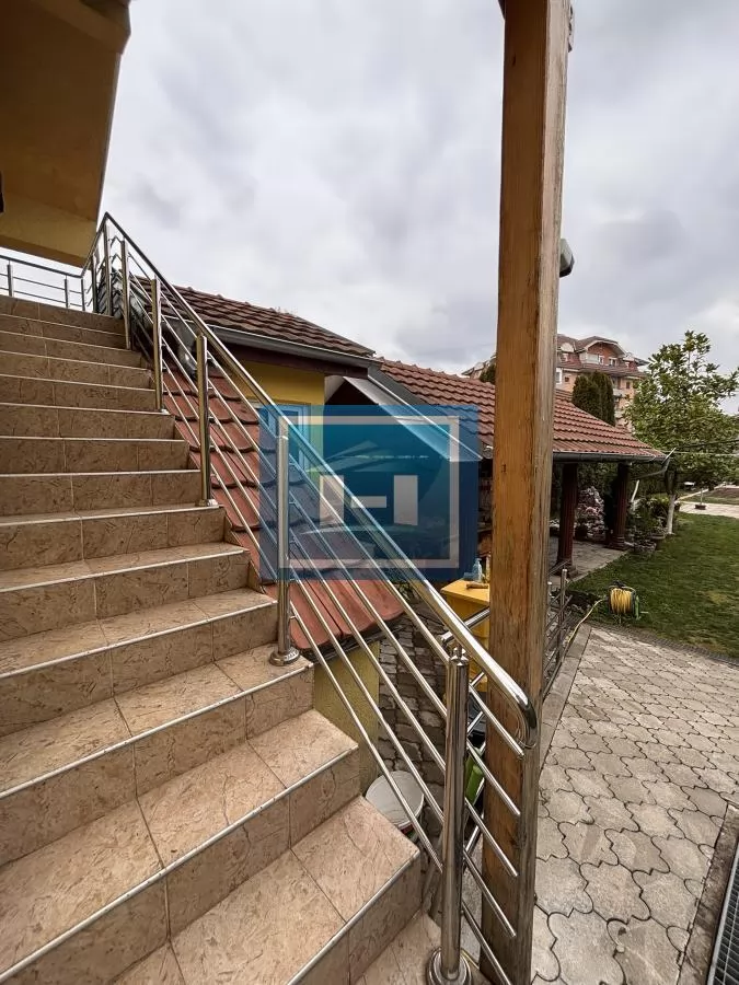 Luksuzan dom i sigurna investicija – 181 m² sa velikim potencijalom 9