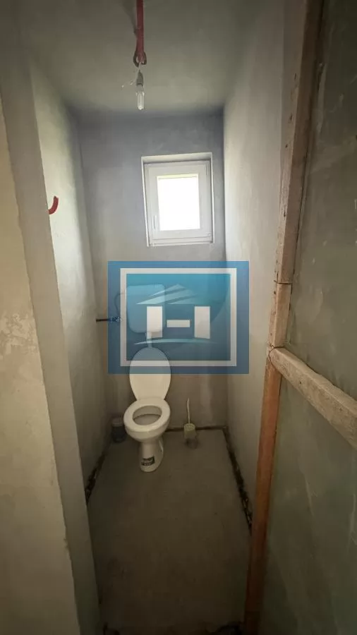 Na prodaju kuća – mirna lokacija na samo 1,5 km od centra grada 6