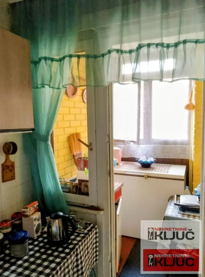 NOVO NASELJE, 74m2, Troiposoban, Fasadna cigla 9