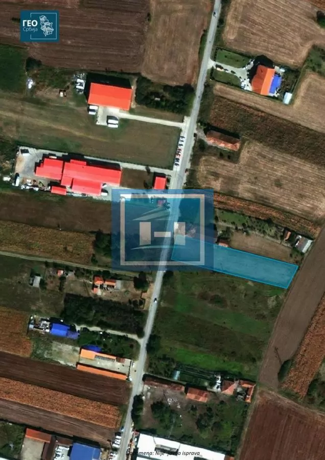 Plac pravilnog oblika na glavnom putu Ćuprija-Supska 2