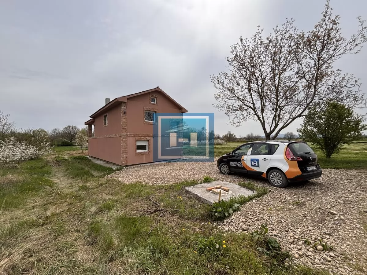 Potpuno nova kuća blizu Jagodine 5