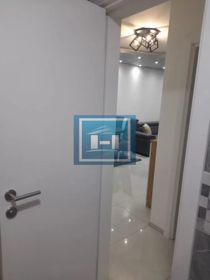 Prelep moderno opremljen jednosoban stan 45 m² – potpuno namešten, odmah useljiv 10