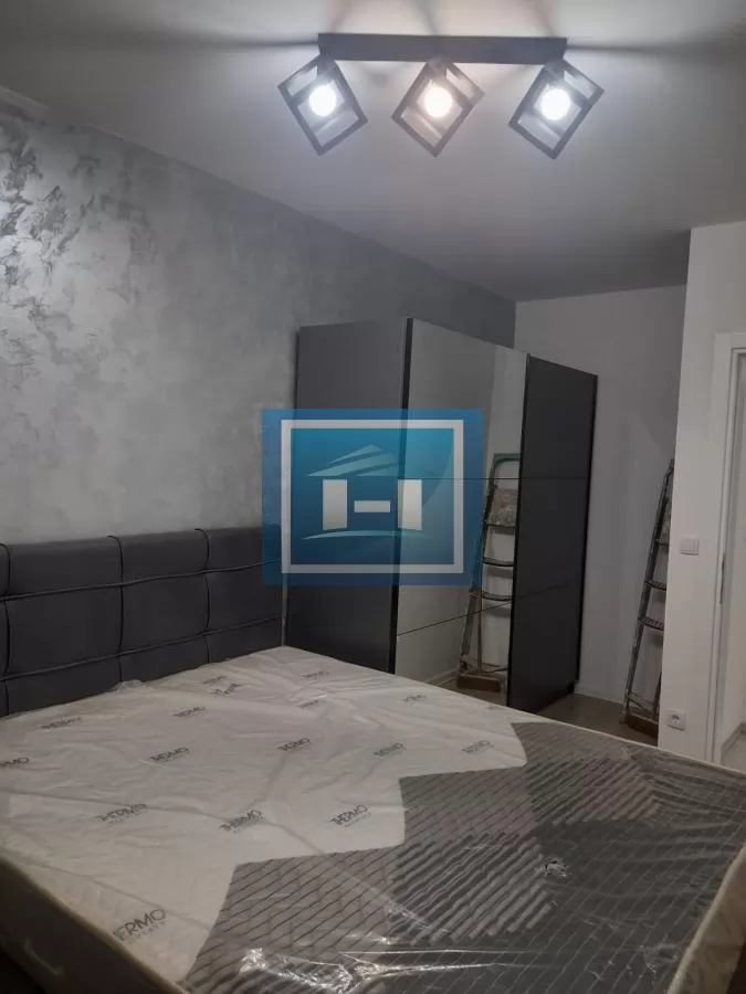 Prelep moderno opremljen jednosoban stan 45 m² – potpuno namešten, odmah useljiv 6