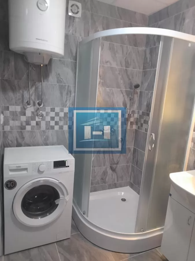 Prelep moderno opremljen jednosoban stan 45 m² – potpuno namešten, odmah useljiv 8