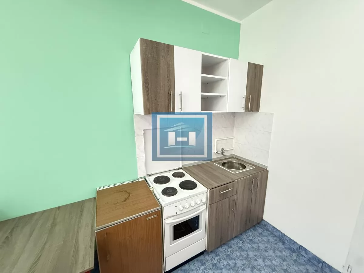 Smeštaj za radnike – nameštene stambene jedinice oko 30 m² sa kupatilom 11