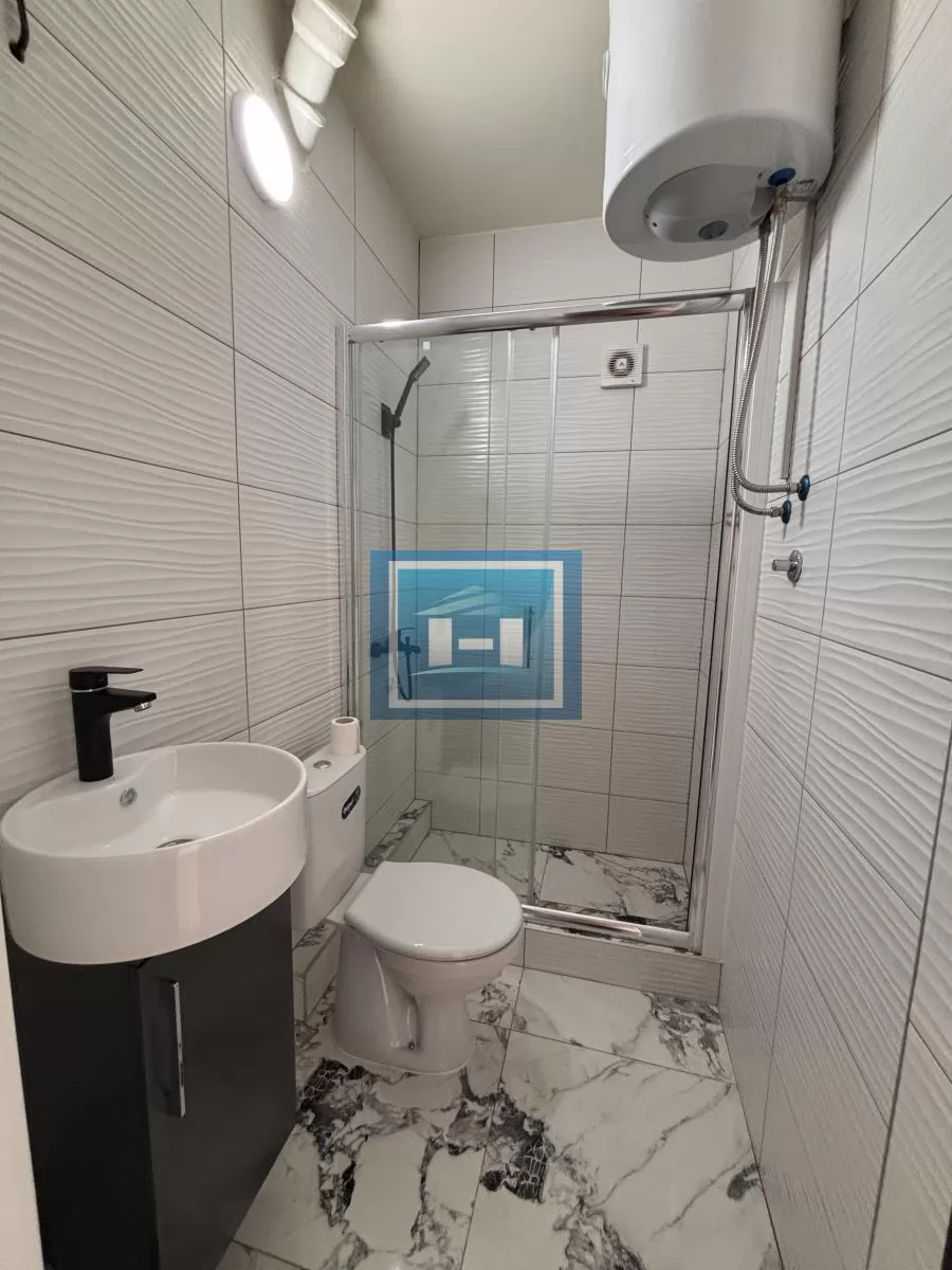 Stan u centru Jagodine, 39 m², prizemlje 8