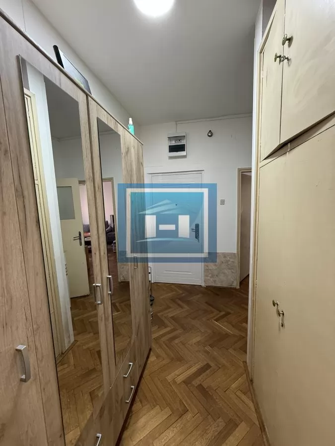 Stan u samom srcu grada – lokacija koja se retko pojavljuje na tržištu! 4