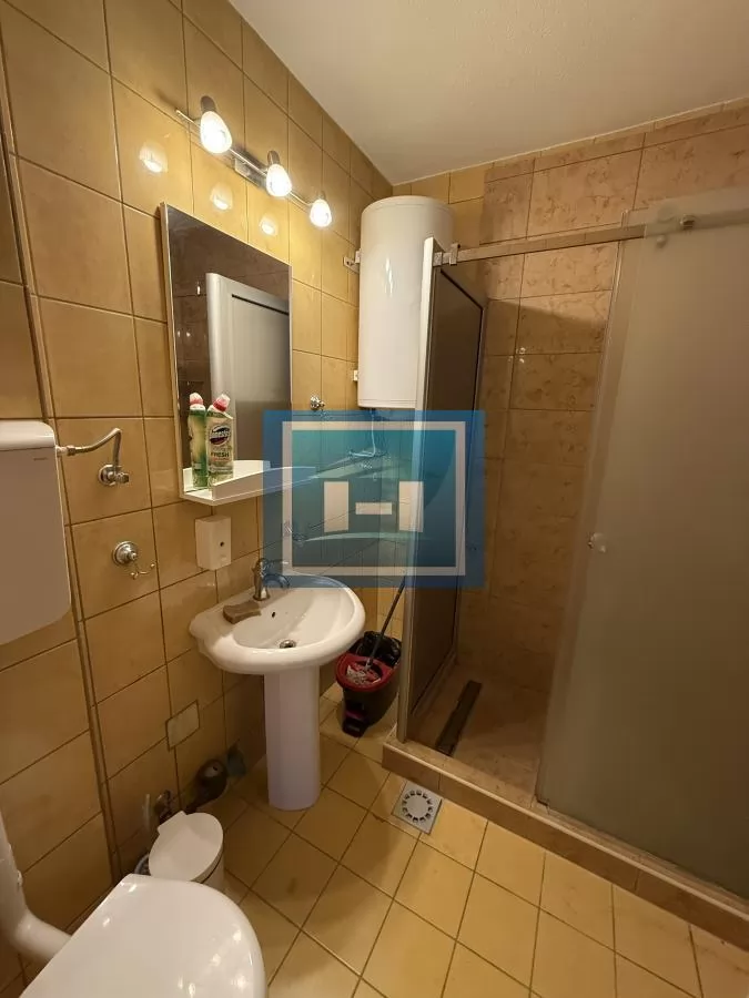 Stan za izdavanje 56m² – funkcionalan, mirna zona, sve na dohvat ruke 9