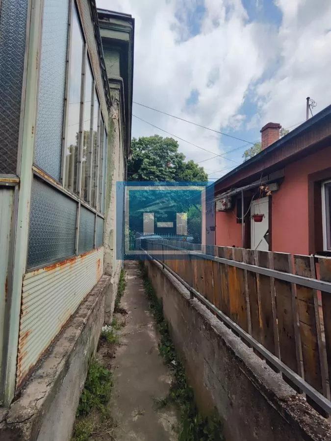 Kuća u centru grada retko u ponudi 79m2 sa pomoćnim objektim od 19 m2 15