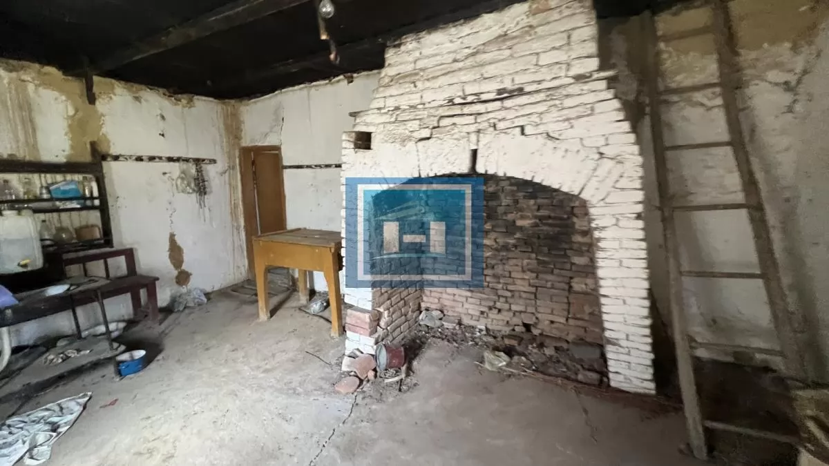 Staro autentično Srpsko ognjište sa 4 hektara zemlje u blizini manastira Kalenić Rekovac 14