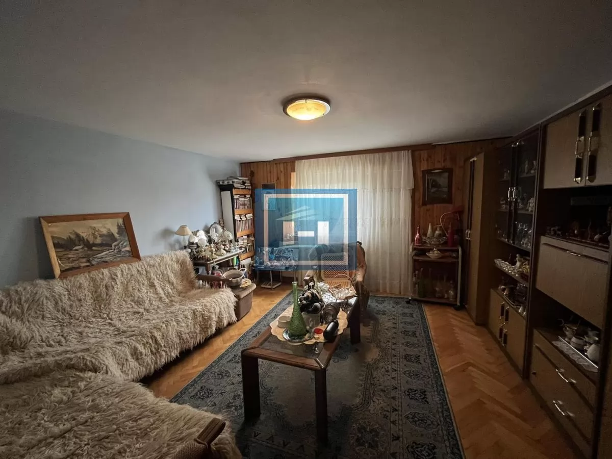 Velika kuća 200m² na mirnoj lokaciji – idealna za veću porodicu 22