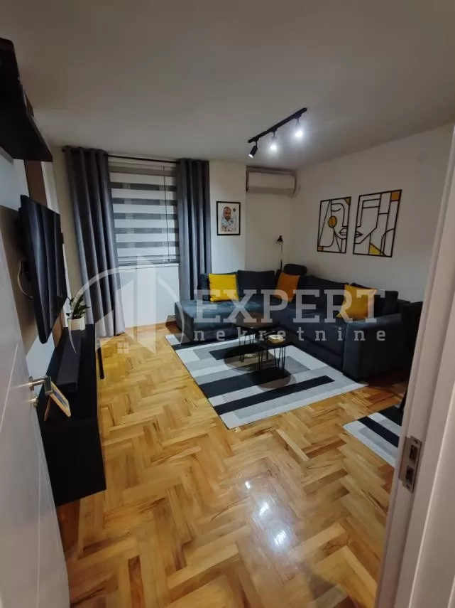 Jednosoban stan, 45 m2, Palilula, Zetska ID: i-016560 1