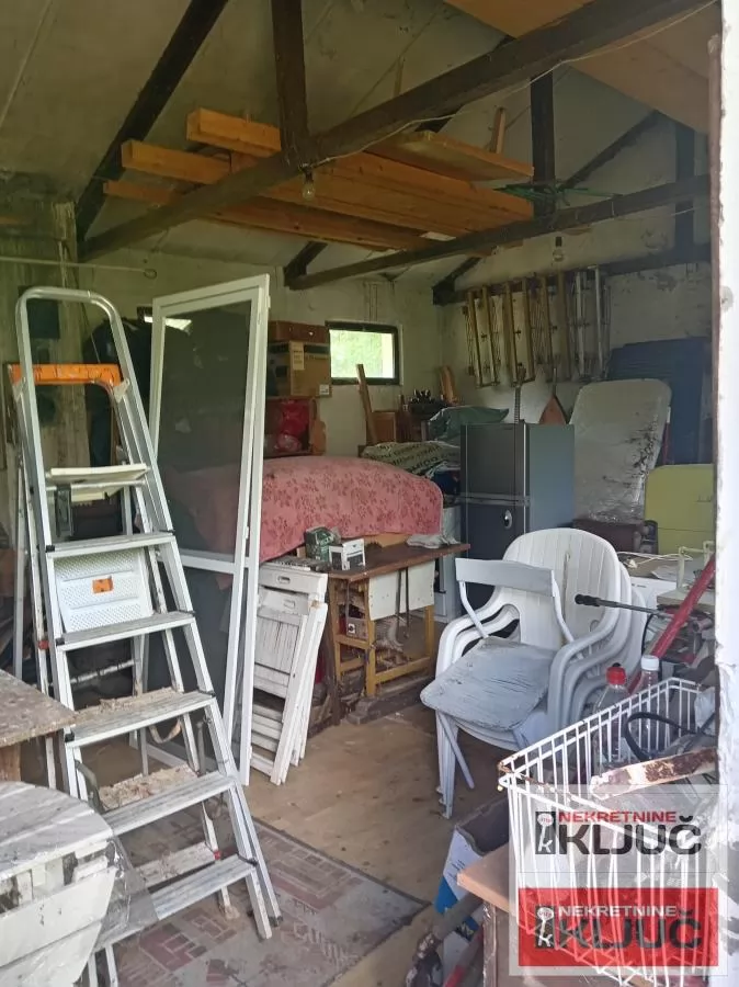 LEDINCI, VIkend kuća 101m2+Pomoćni objekat na placu od 896m2 ,prelep pogled ka Dunavu 19