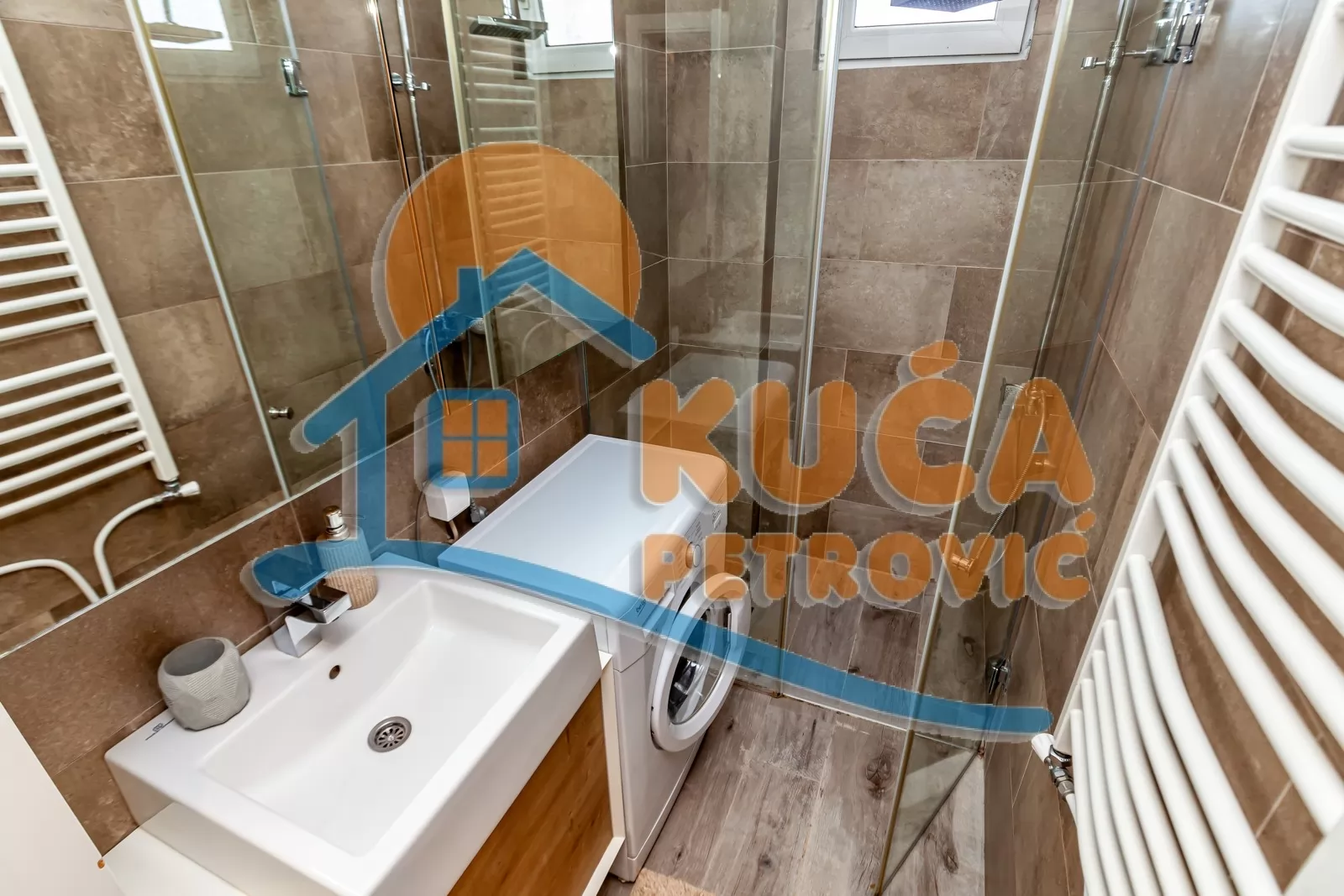 Trosoban stan, 92 m2, Čair, Tome Rosandića ID: p-016561 24